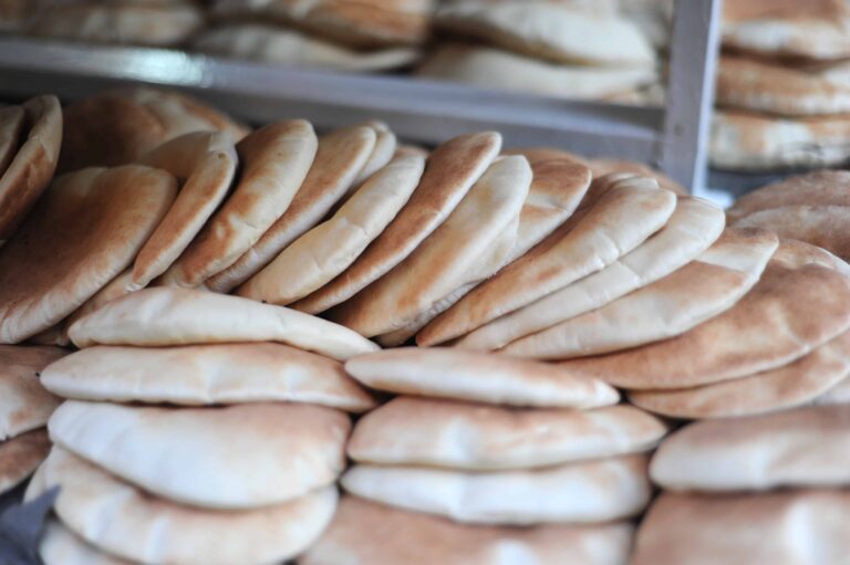 types of syrian bread