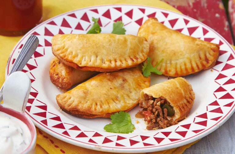 What to Serve with Meat Empanadas