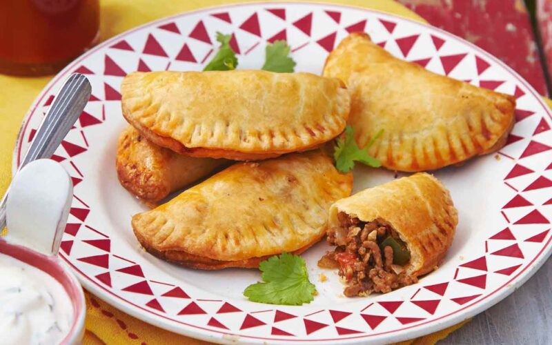 What to Serve with Meat Empanadas