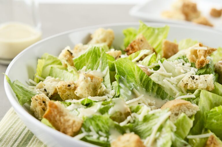 Can You Eat Caesar Salad While Pregnant