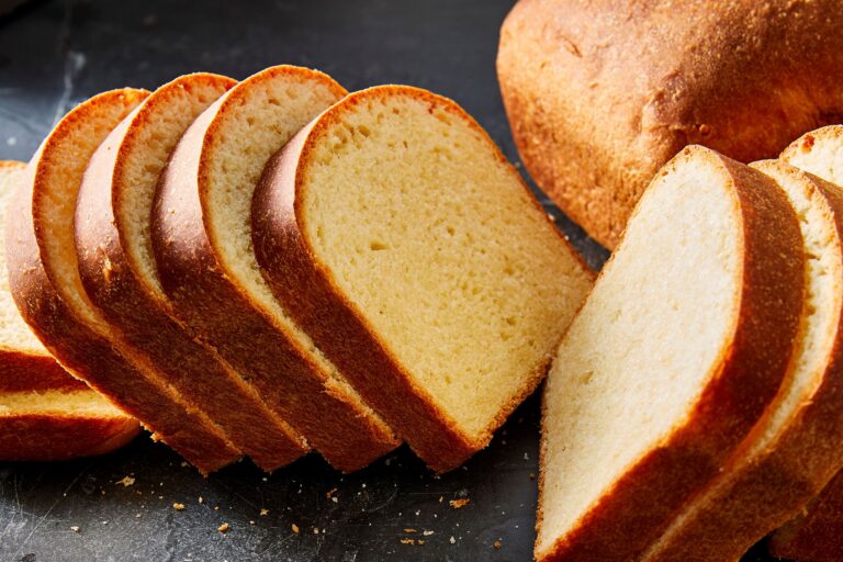 can you freeze and refreeze bread