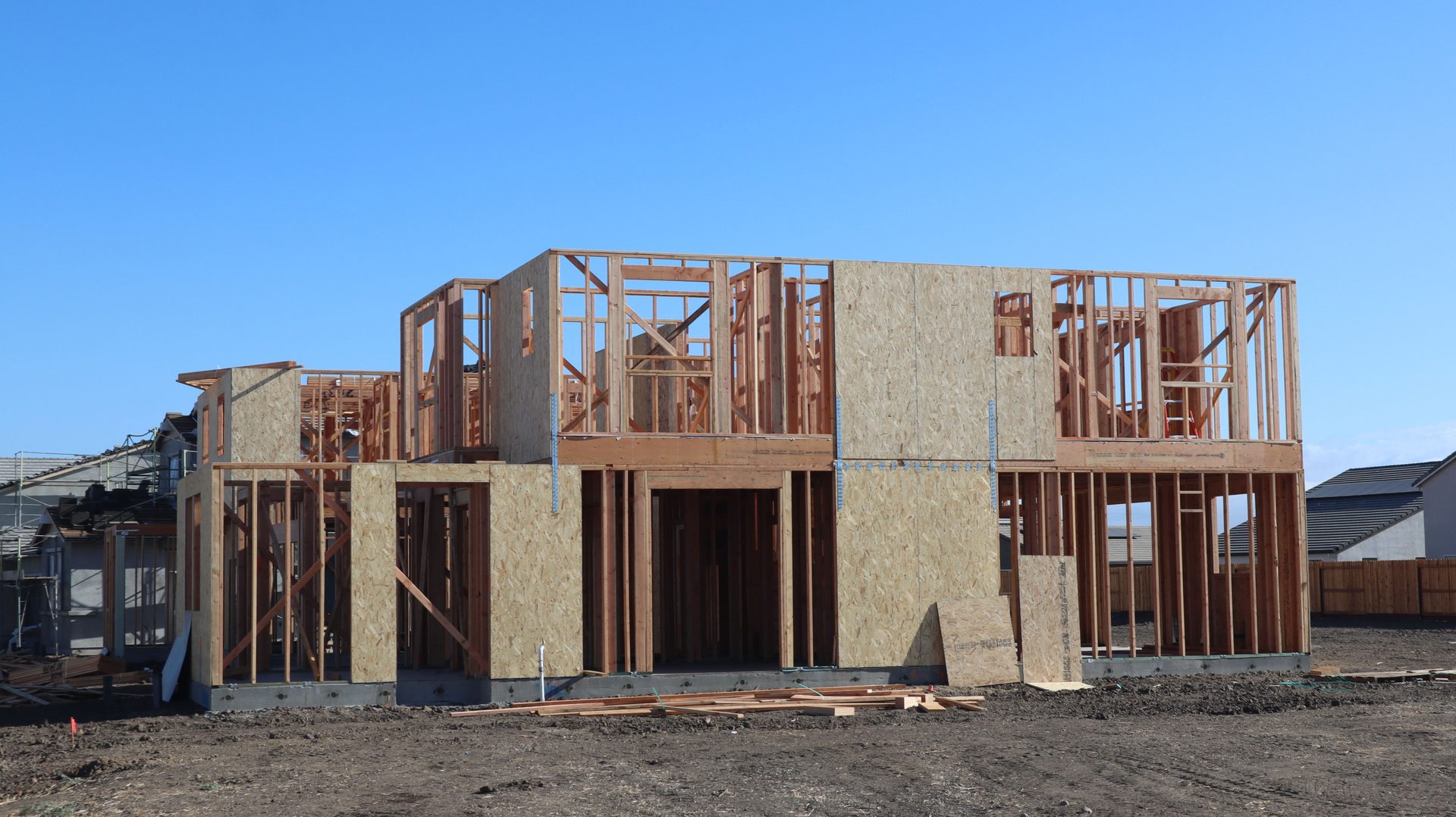 how much does it cost to build a house in queensland